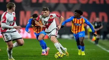 رايو فاييكانو يعزز سجله بسلسلة تعادلات أمام فالنسيا في الليجا